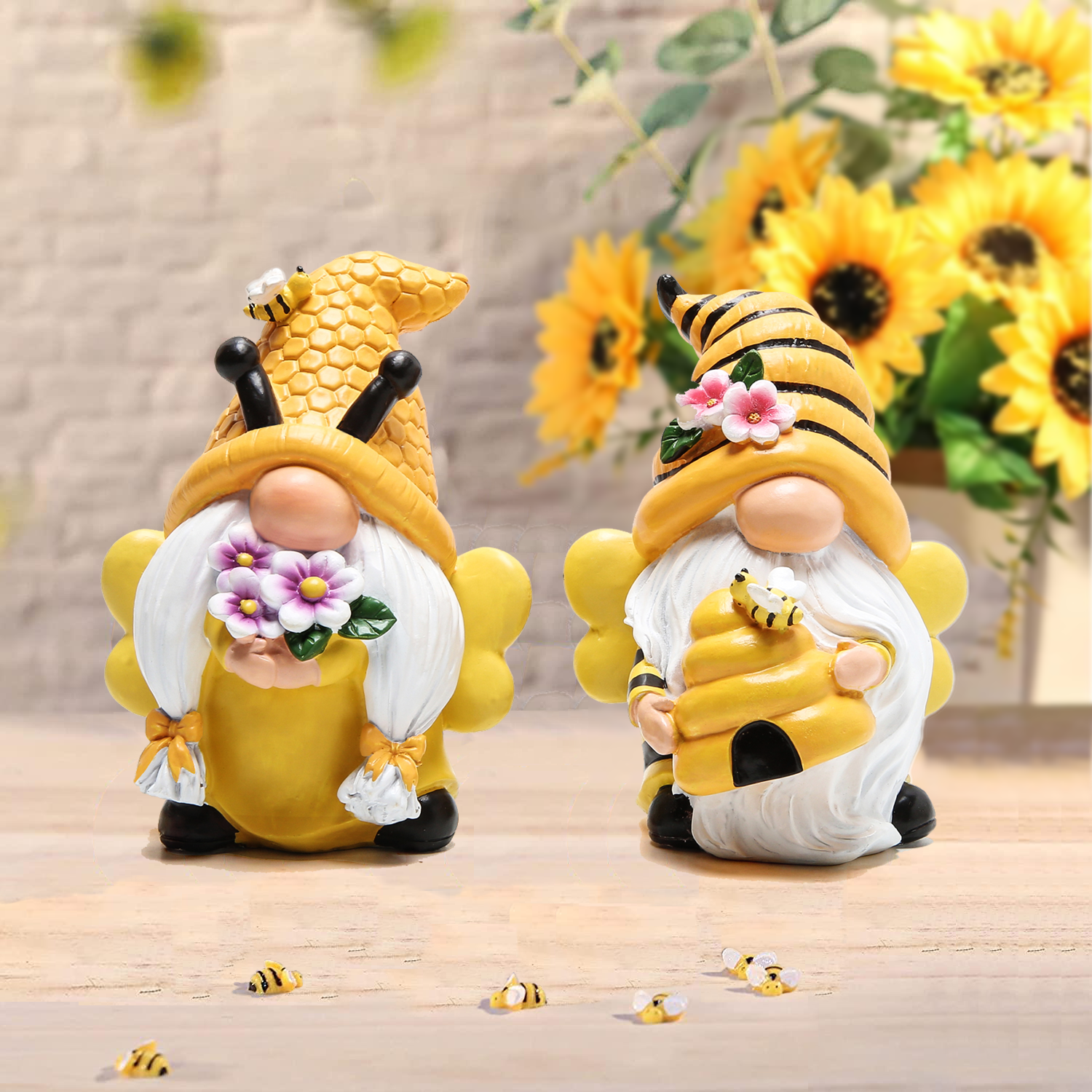 Hodao Bumble Bee Spring Garden Gnomes Decorations