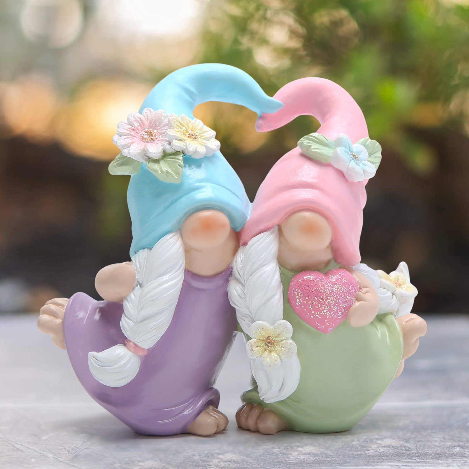 Hodao Summer Sisterhood Friendship Loving Gnomes Collectible Figurines