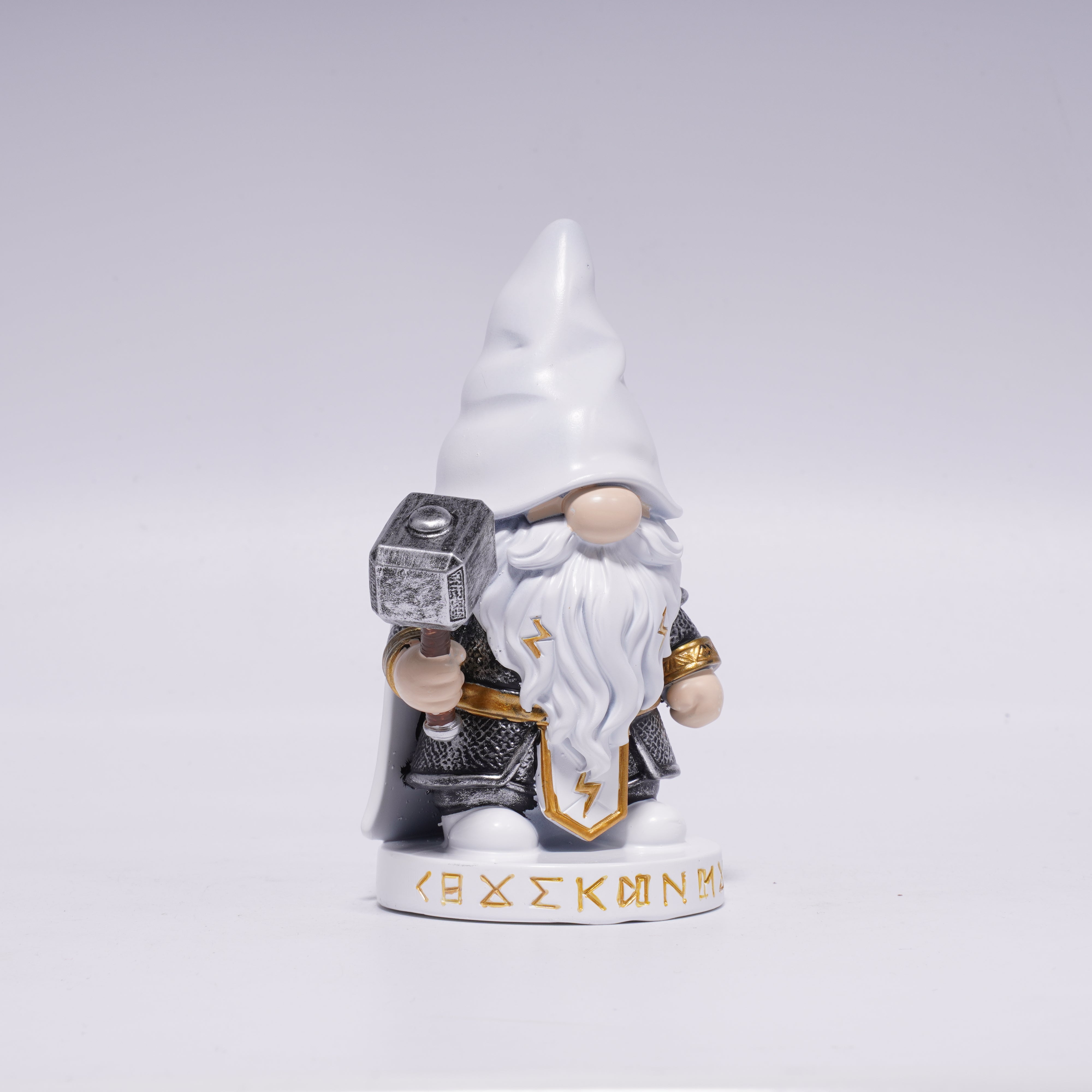 Hodao Viking-Inspired Gnome Figurine with Hammer, Resin Nordic Mythology Shelf Decor for Home, Office, Gift Table & Collector Display