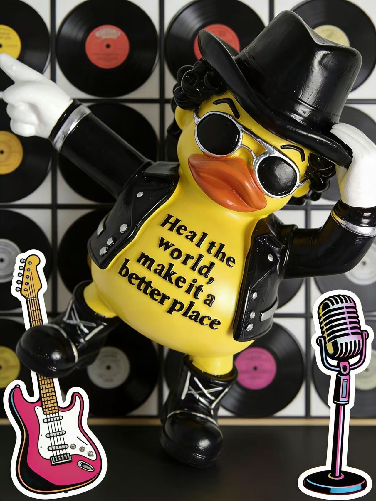Hodao Michael Duck Figurine – Nostalgic Healing Decor & Heartwarming Free-Spirited Gift for Music Lovers