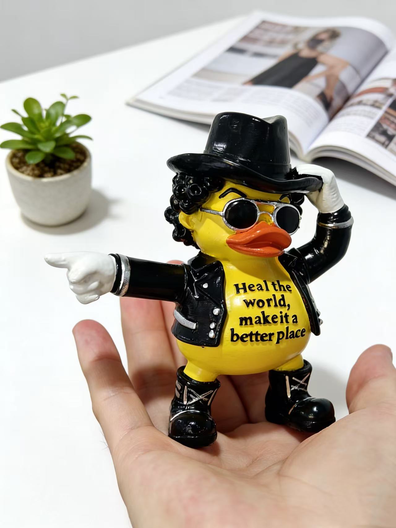 Hodao Michael Duck Figurine – 80s Pop Icon Vibe Reset Decor, Funny Gag Gift for Adults to Dance Through the Grind