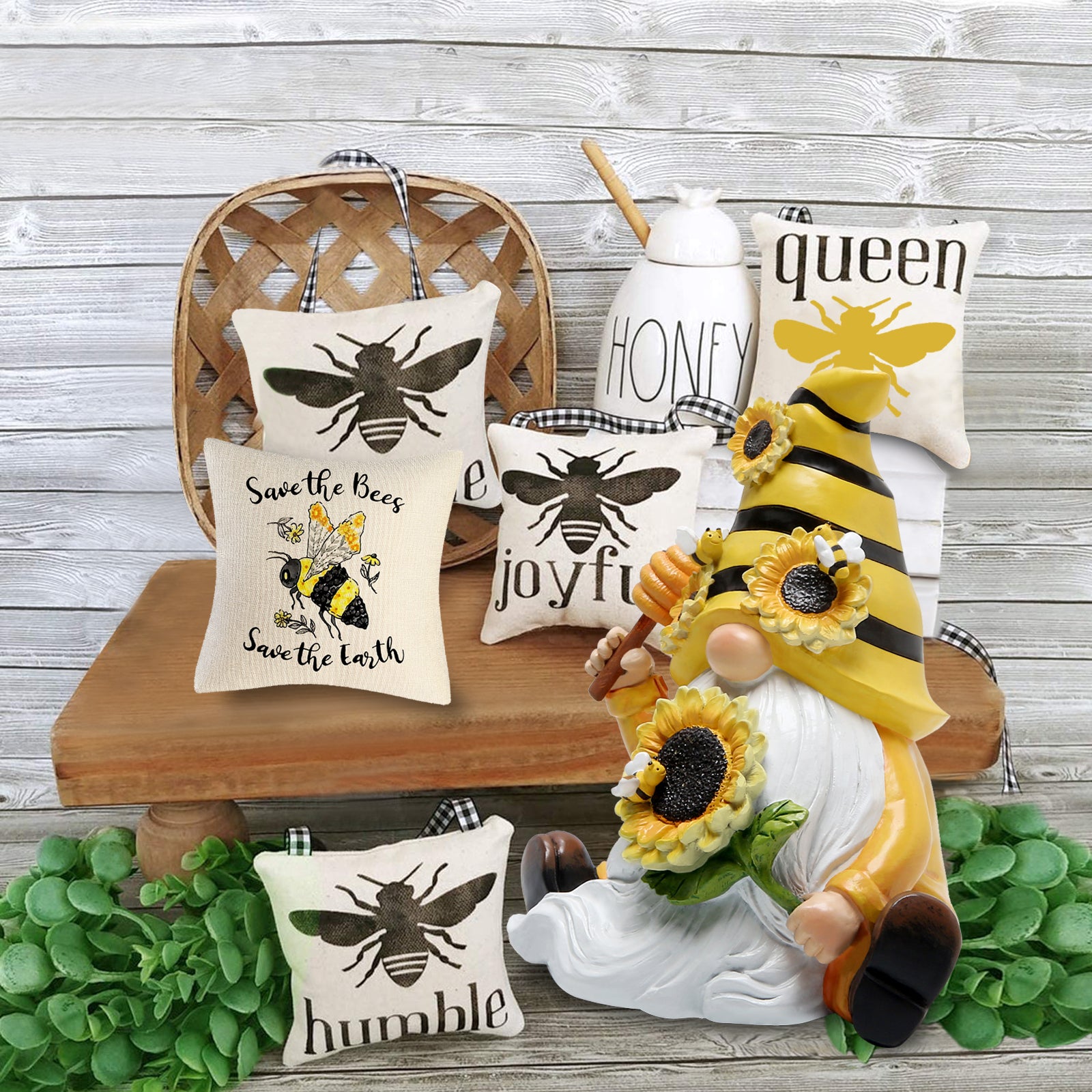 Hodao Bumble Bee Spring Gnome Decorations